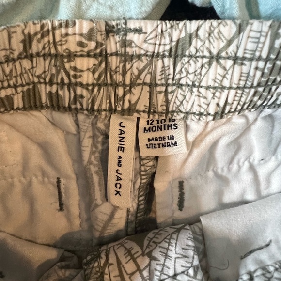 Bundle of Six 12-18M Janie and Jack Summer Shorts - Picture 2 of 4